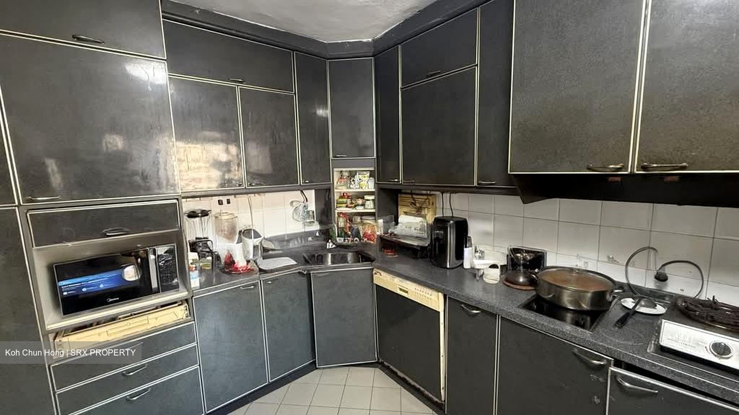 Blk 122 Bukit Batok Central (Bukit Batok), HDB Executive #601894271